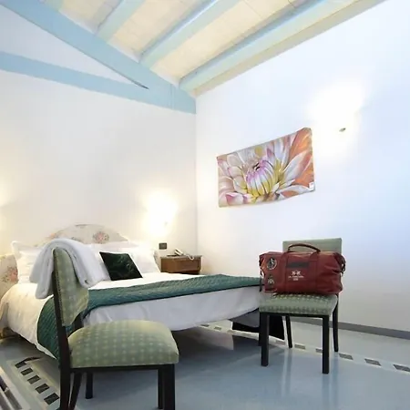 מלון Palazzo Giaraca 3*