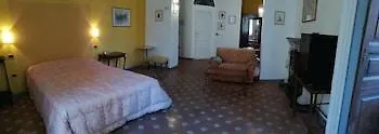 מלון Palazzo Giaraca 3*
