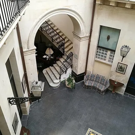 מלון Palazzo Giaraca סירקוזה